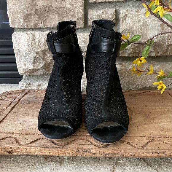 FINAL-Last Call- Vince Camuto Maizy Peep Toe Leather Bootie - Picture 6 of 16